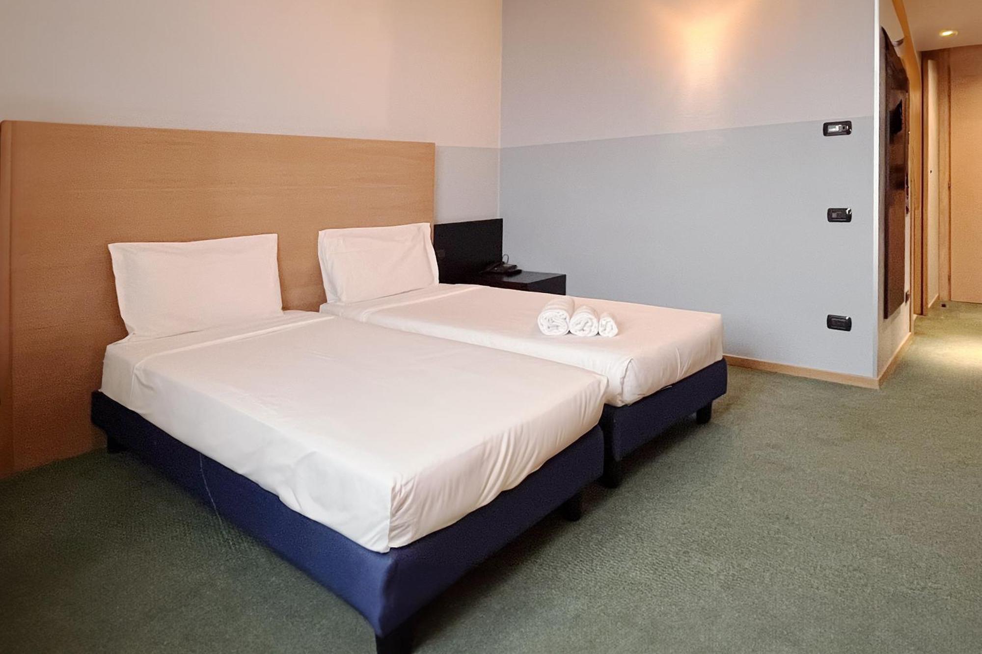 B&B Hotel Milano Cologno Studios Cologno Monzese Dış mekan fotoğraf