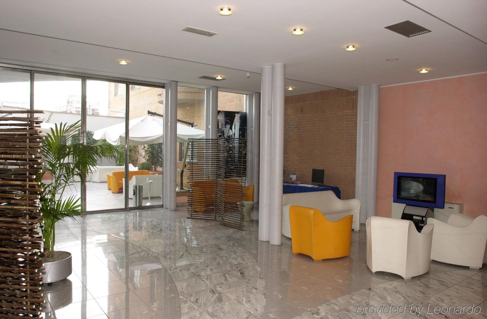 B&B Hotel Milano Cologno Studios Cologno Monzese İç mekan fotoğraf