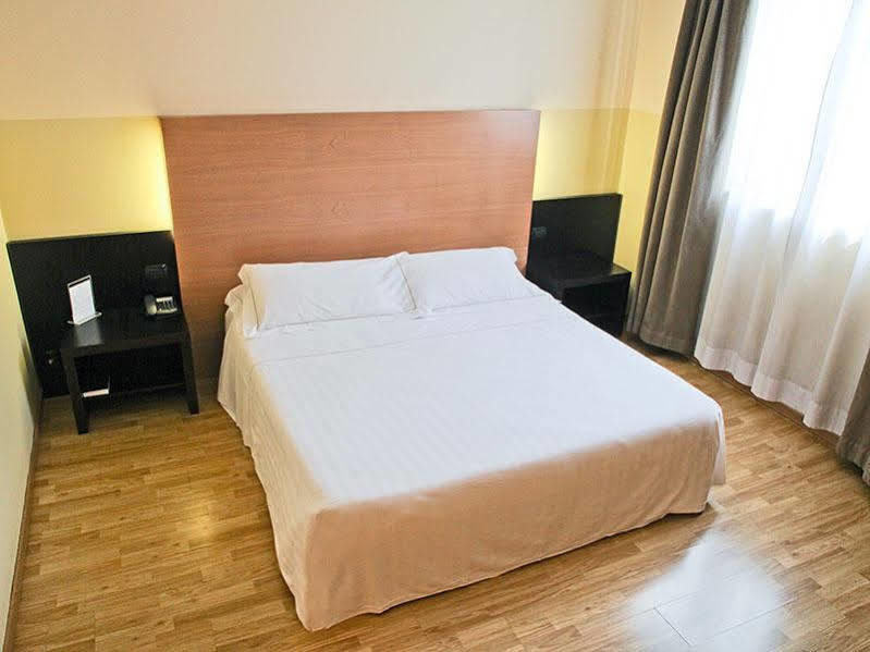 B&B Hotel Milano Cologno Studios Cologno Monzese Dış mekan fotoğraf